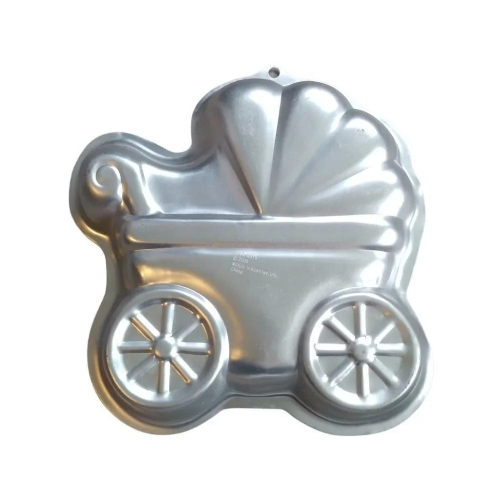 Wilton Baby Carriage  Aluminum Molded Cake Pan